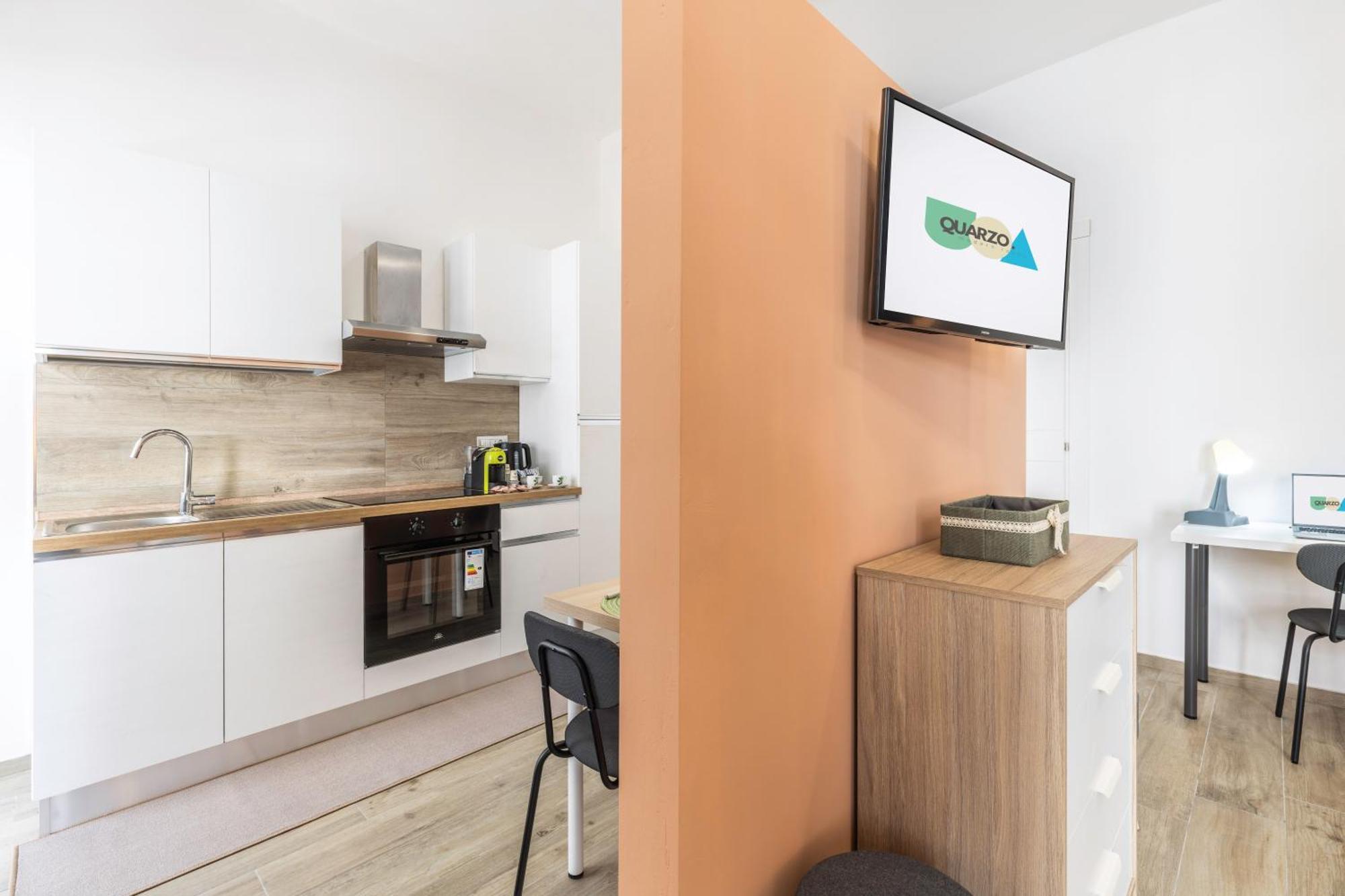 Quarzo. Modern Rooms Cagliari Exterior photo